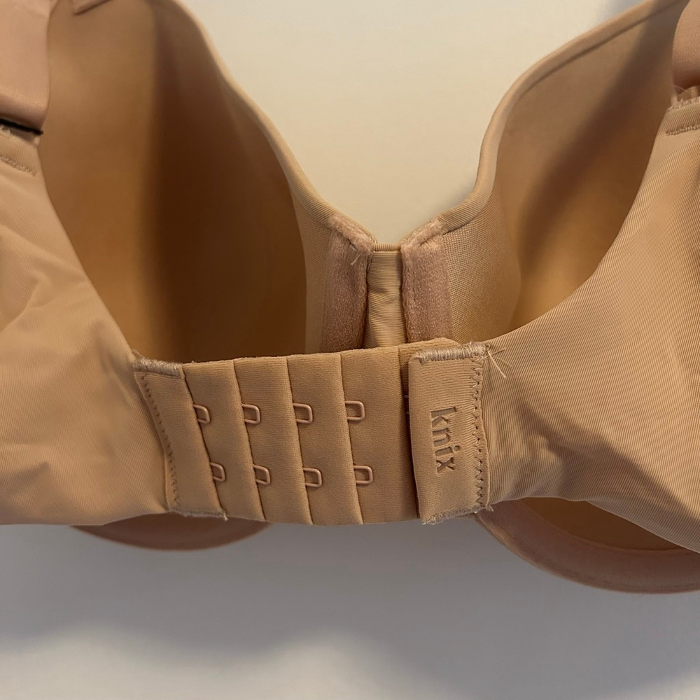 NWT KNIX FreeFlex Demi Bra Size 40D Beige - Picture 9 of 13